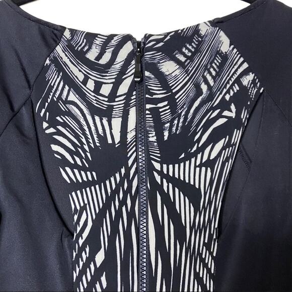 Bebe Addiction Abstract Long Sleeve Bodycon Dress Women's Size Medium - Picture 4 of 10